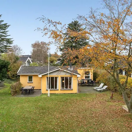 Samine - 100m From The Sea In Ne Jutland By Interhome