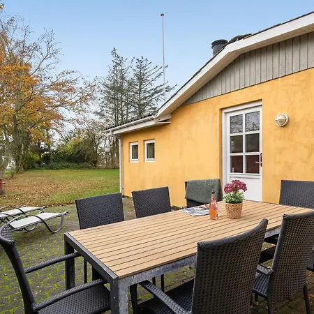 Samine - 100m From The Sea By Interhome Feriehus Hadsund